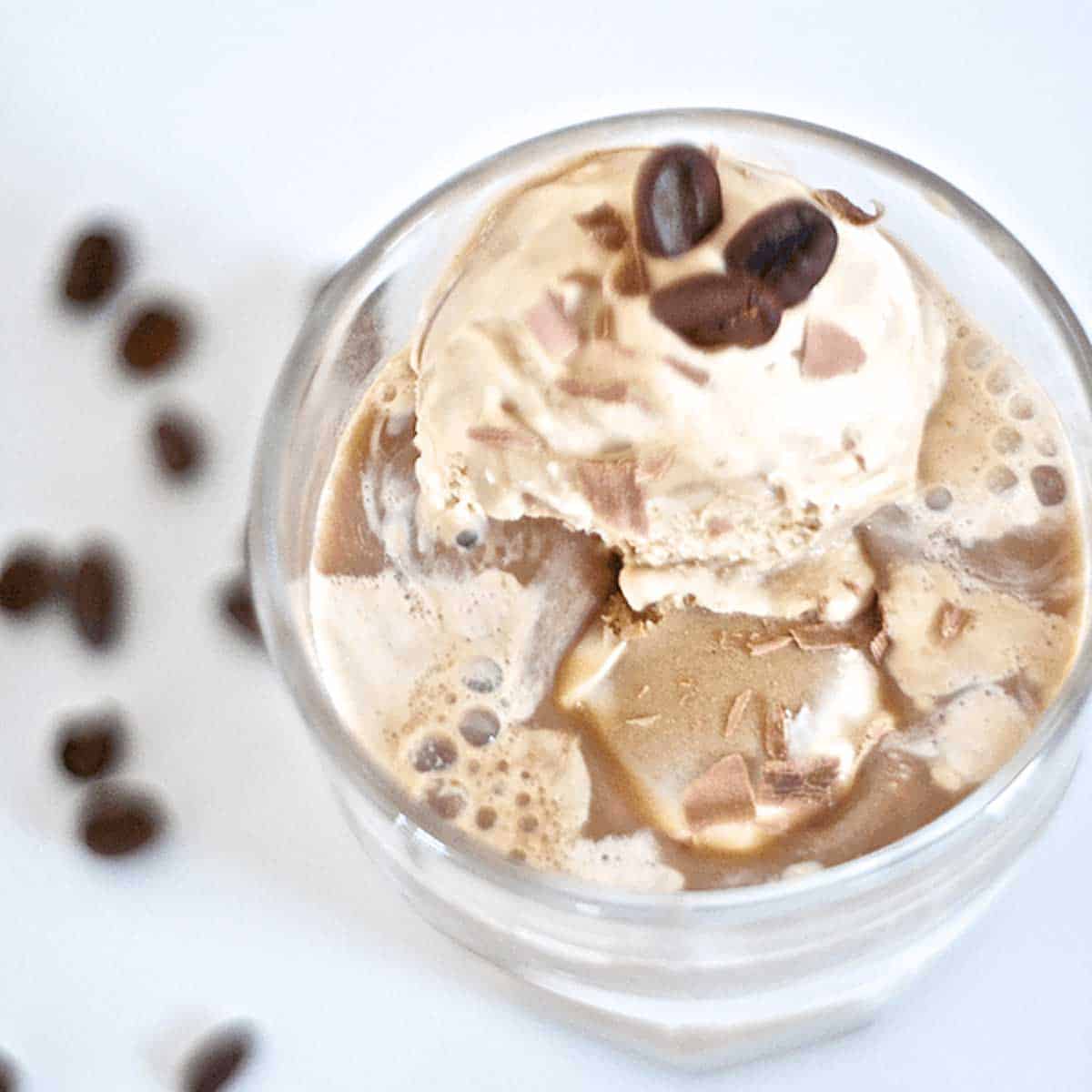 Best Affogato Recipe (Italian Ice Cream and Coffee)