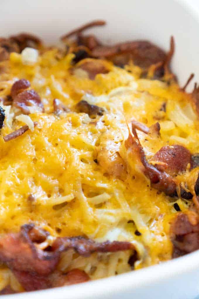 https://thehappierhomemaker.com/wp-content/uploads/2013/06/bacon-cheese-hash-brown-casserole.jpg