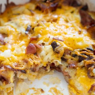 Cheesy Bacon Hashbrown Casserole | The Happier Homemaker