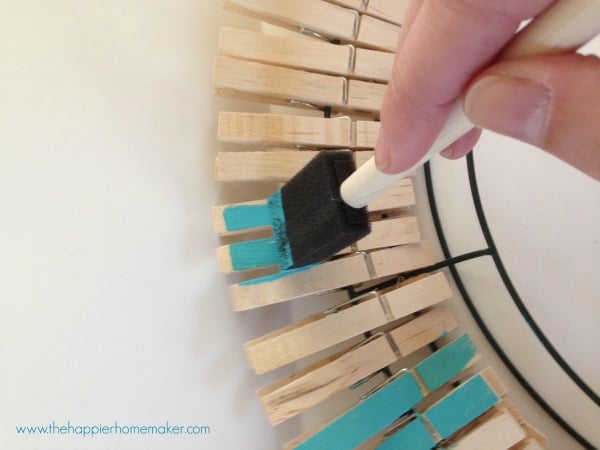 painting clothespin wreath