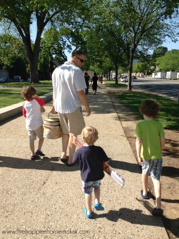 walking to dc picnic