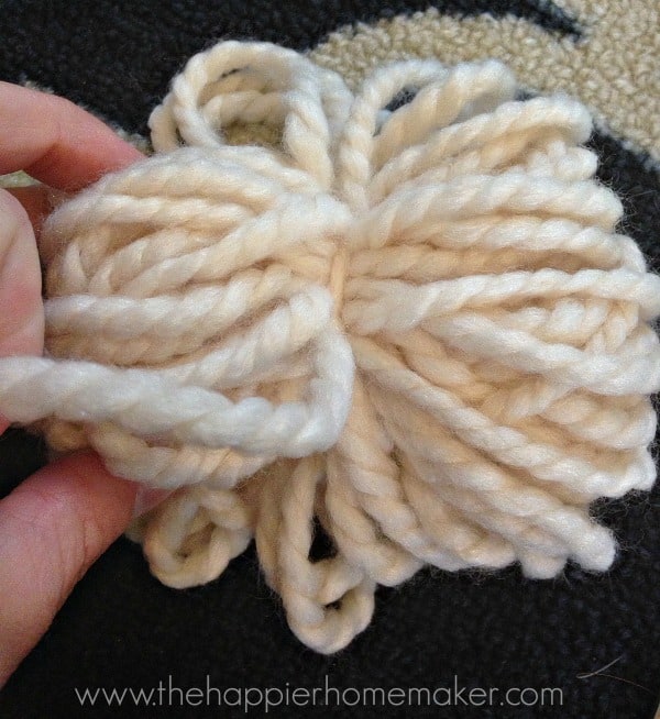 tutorial diy pompom from yarn