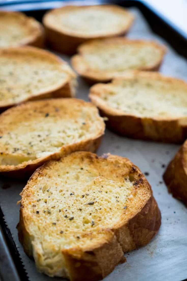 Homemade Texas Toast Recipe Crispy, Buttery, Garlic Toast at Home