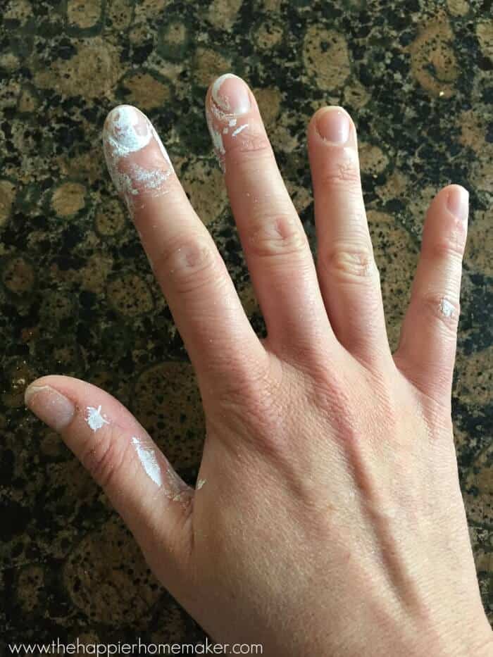spray paint on hands