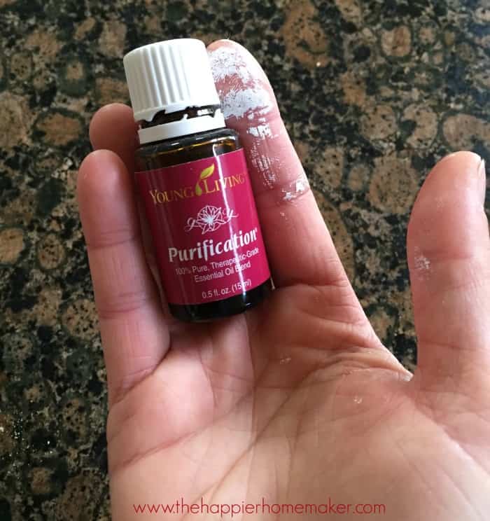 use essential oil to remove paint from skin