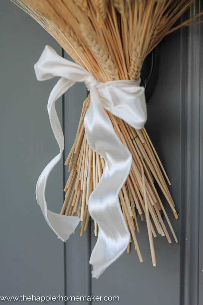 simple diy wheat bundle wreath-2