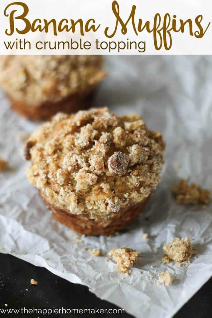 Banana Muffins with Crumble Topping