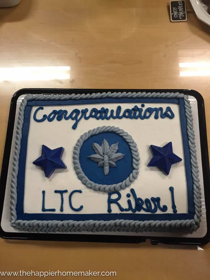 A promotion cake in blue and white
