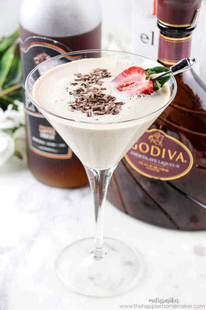 Sweet Dreams With a Rum Tiramisu Cocktail - Cocktail Contessa