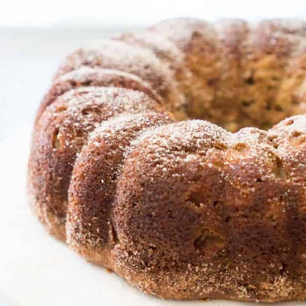 Cinnamon Apple Cake