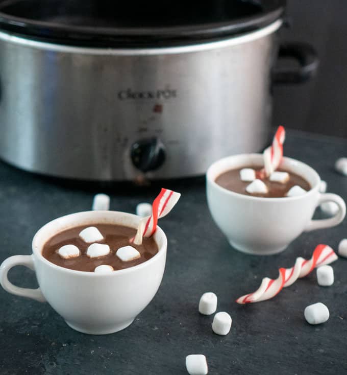 crockpot hot chocolate in two mugs
