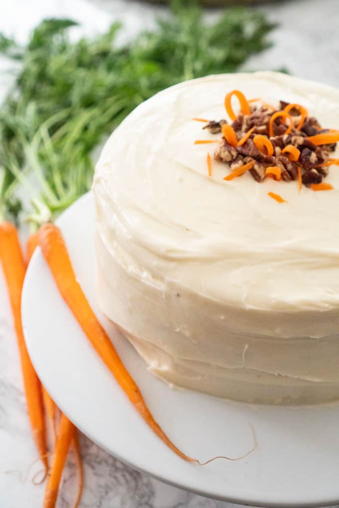 carrot cake with pecans