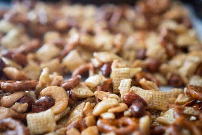 cashews almonds pretzels chex cereal