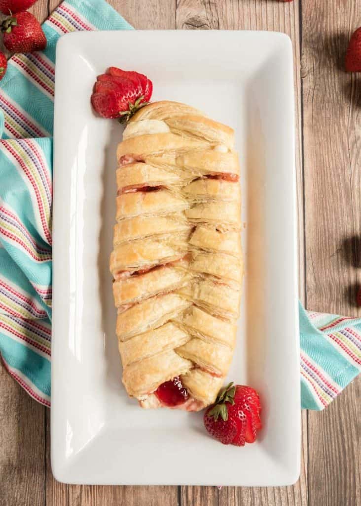 braided strawberry cream cheese danish 