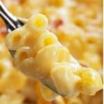 collage of slow cooker mac and cheese with recipe name overlay