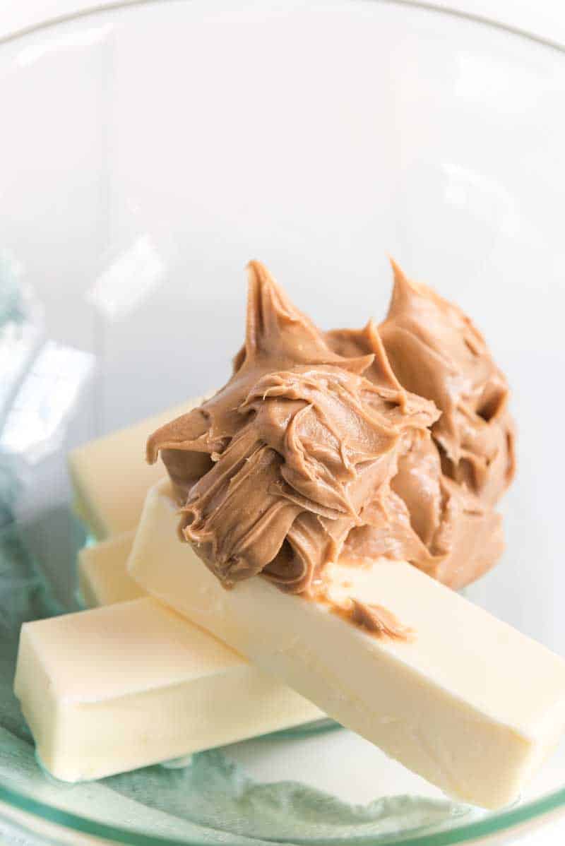 peanut-butter-buttercream-icing-recipe-the-happier-homemaker