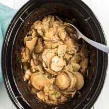 Slow Cooker Cheesy Scalloped Potatoes-image