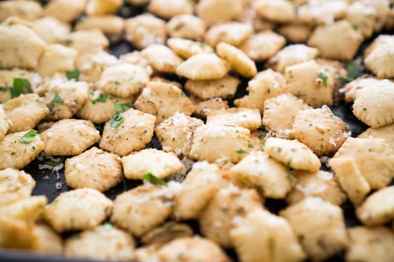 Ranch seasoned oyster crackers