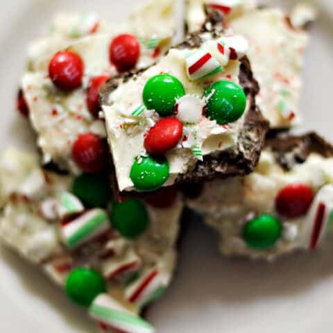 20 Christmas Bark Recipes | The Happier Homemaker