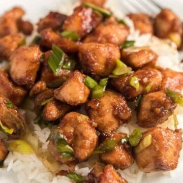 szechuan chicken on rice