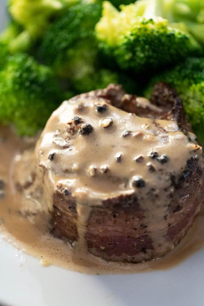 filet mignon with creamy peppercorn sauce