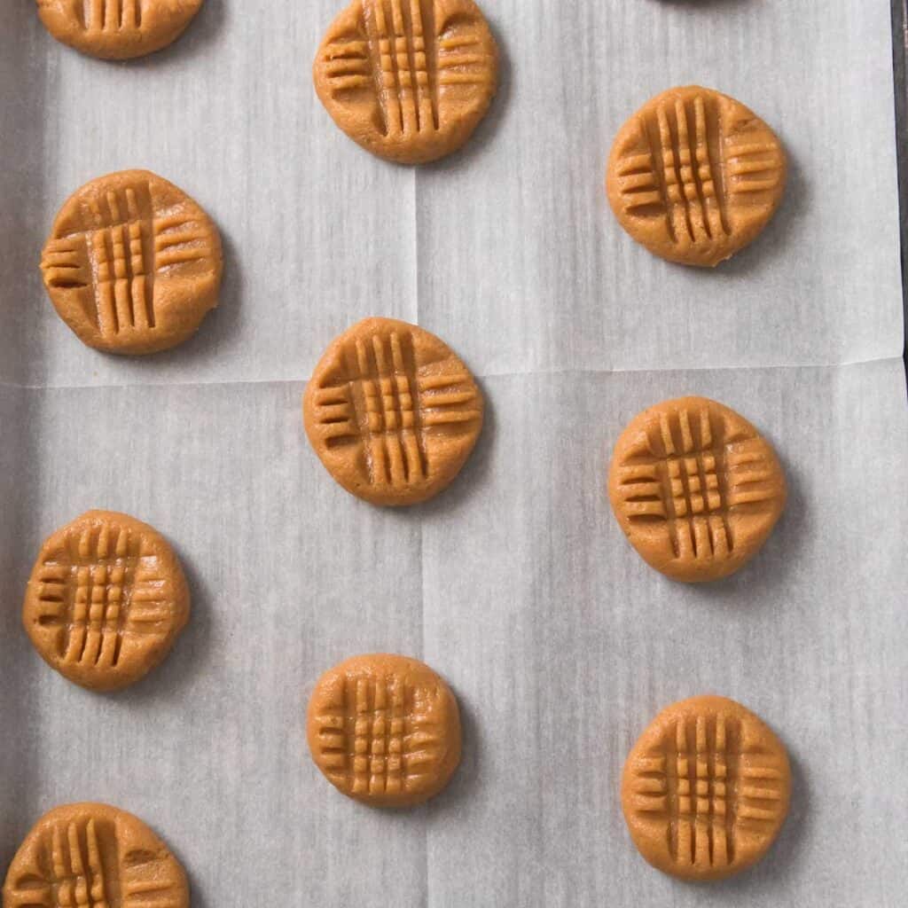 peanut butter cookies before baking