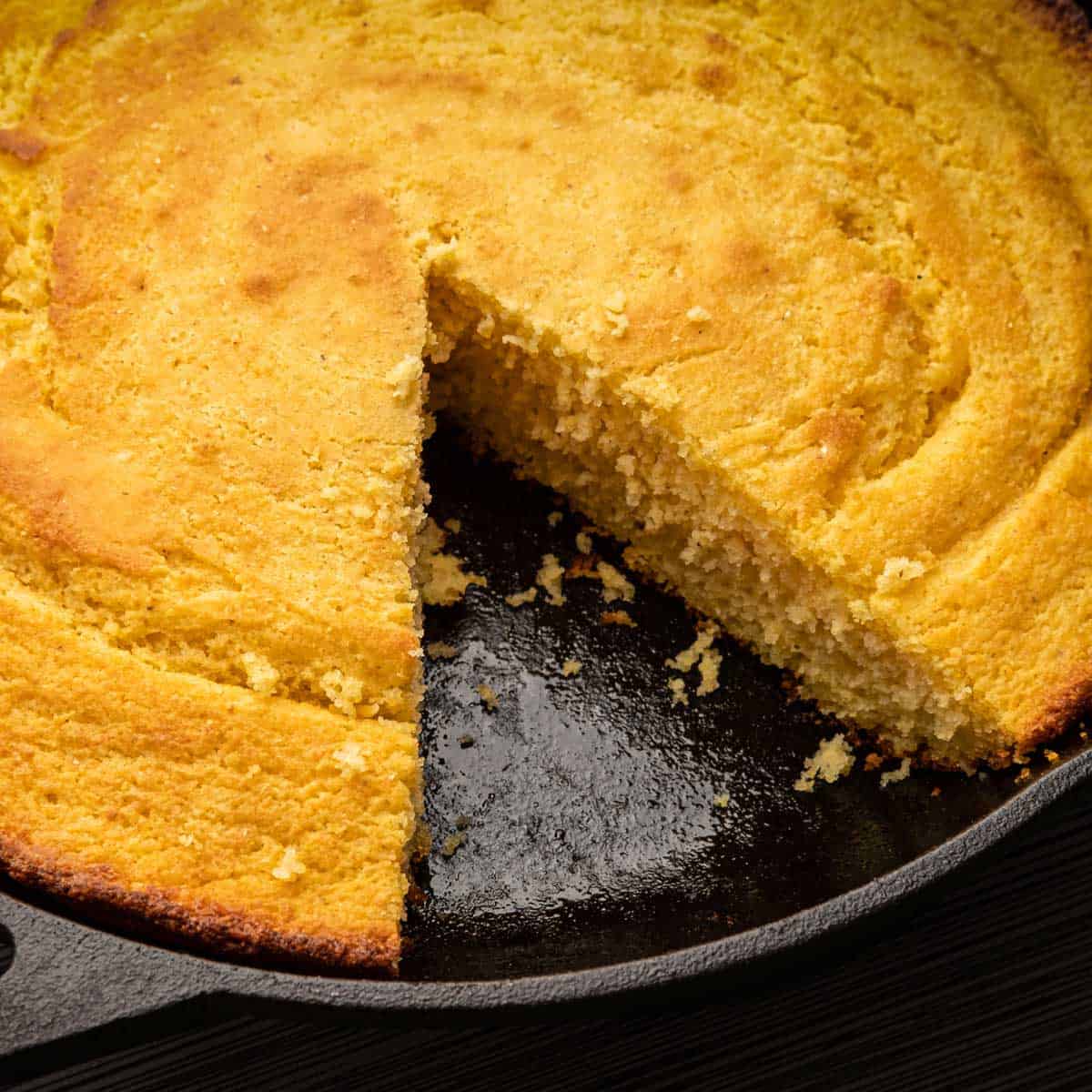 Skillet Cornbread - Country at Heart Recipes