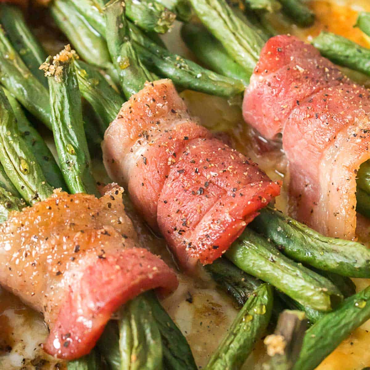Bacon Wrapped Green Bean Bundles