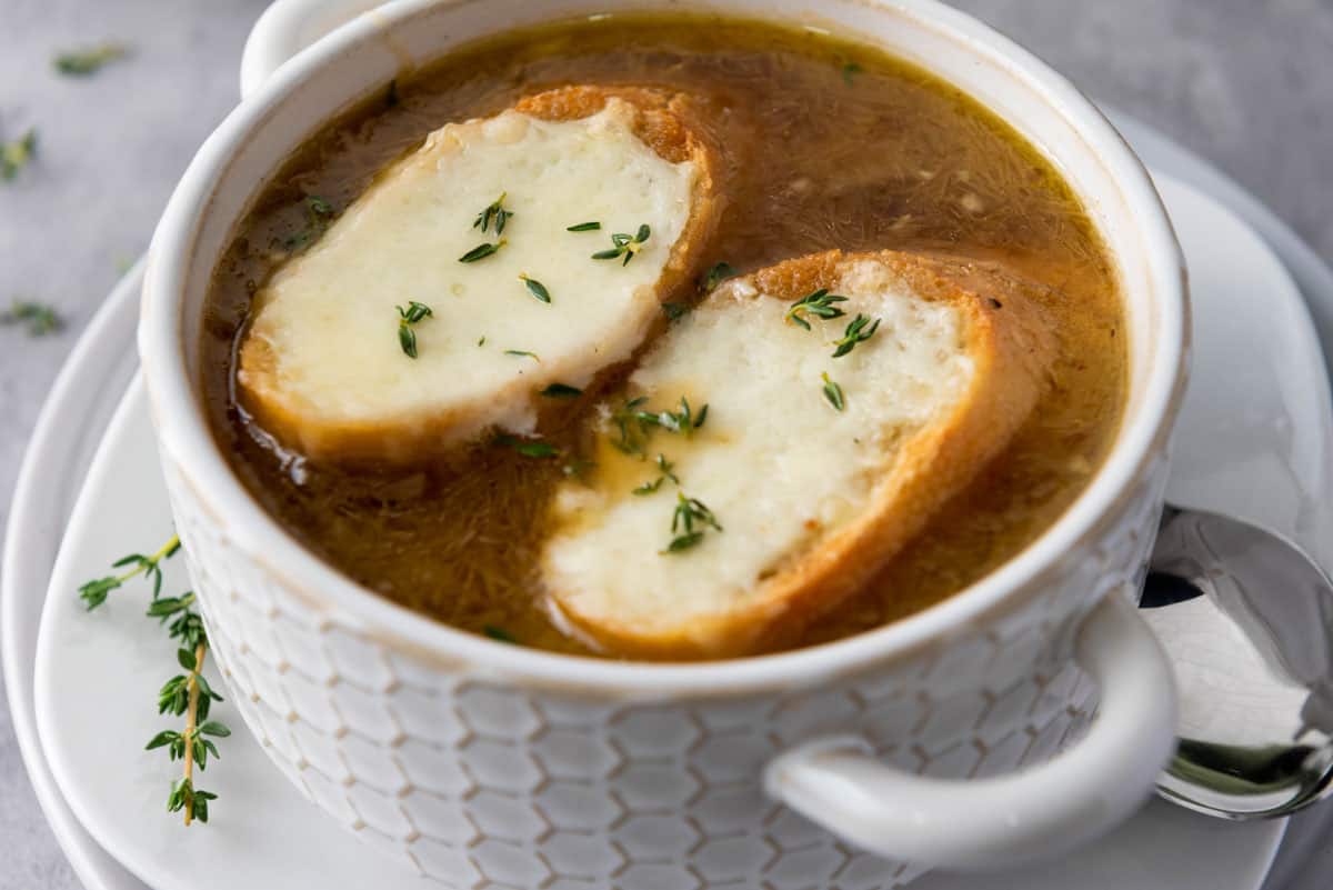 Easy French Onion Soup - The Happier Homemaker