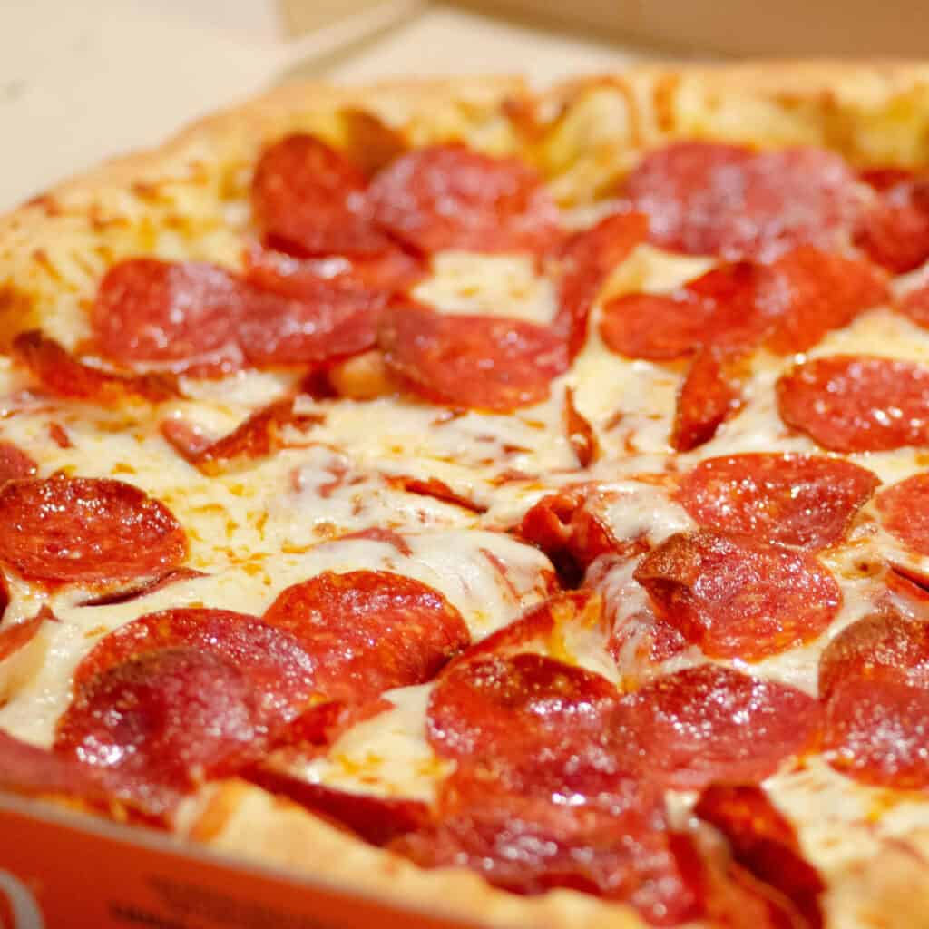 close up of pepperoni pizza