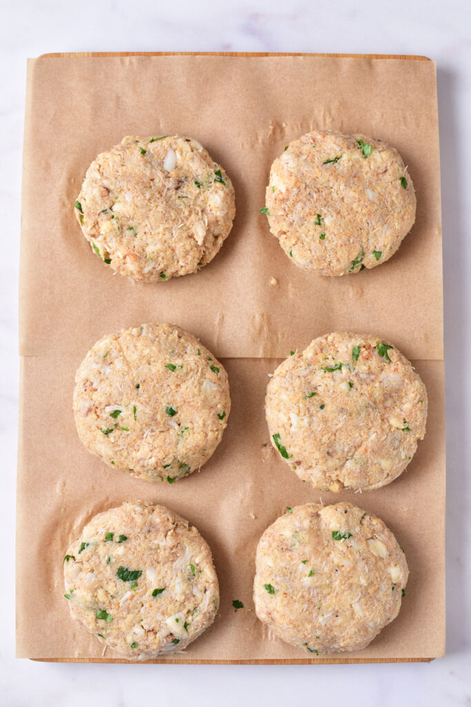 crab cakes before baking