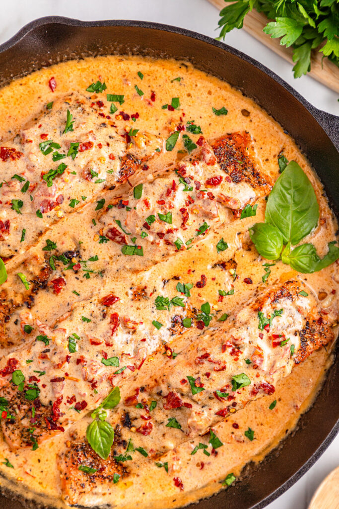 marry me salmon in cast iron pan