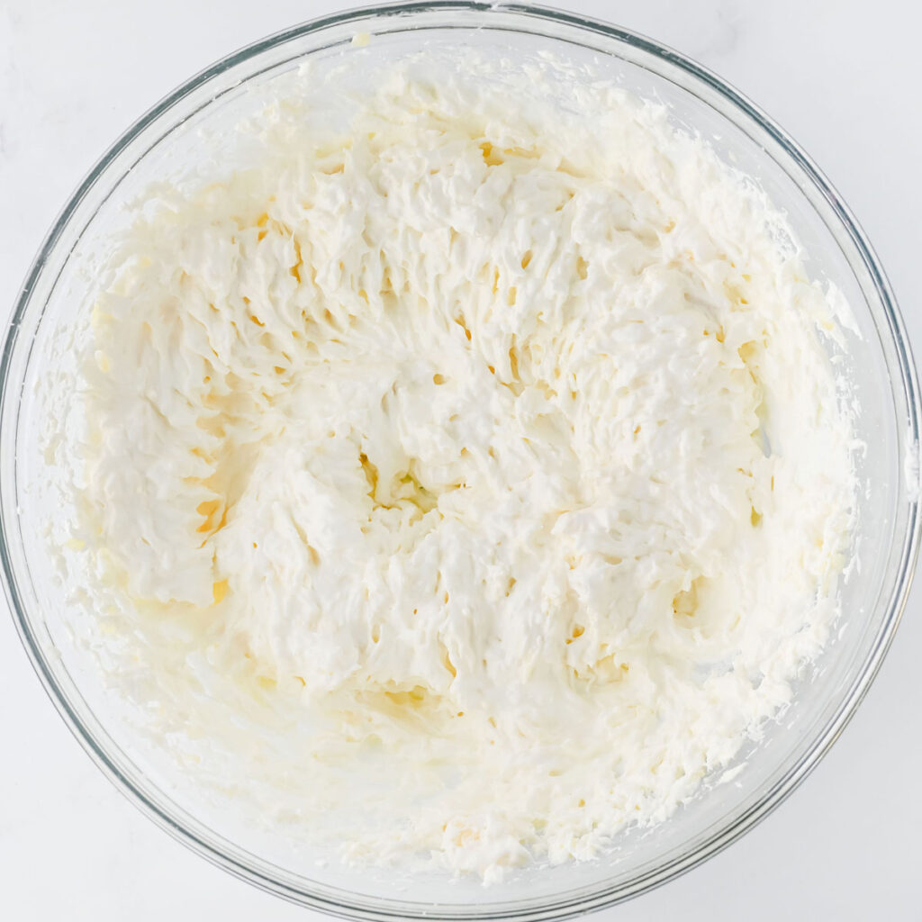 pina colada pie filling in glass bowl